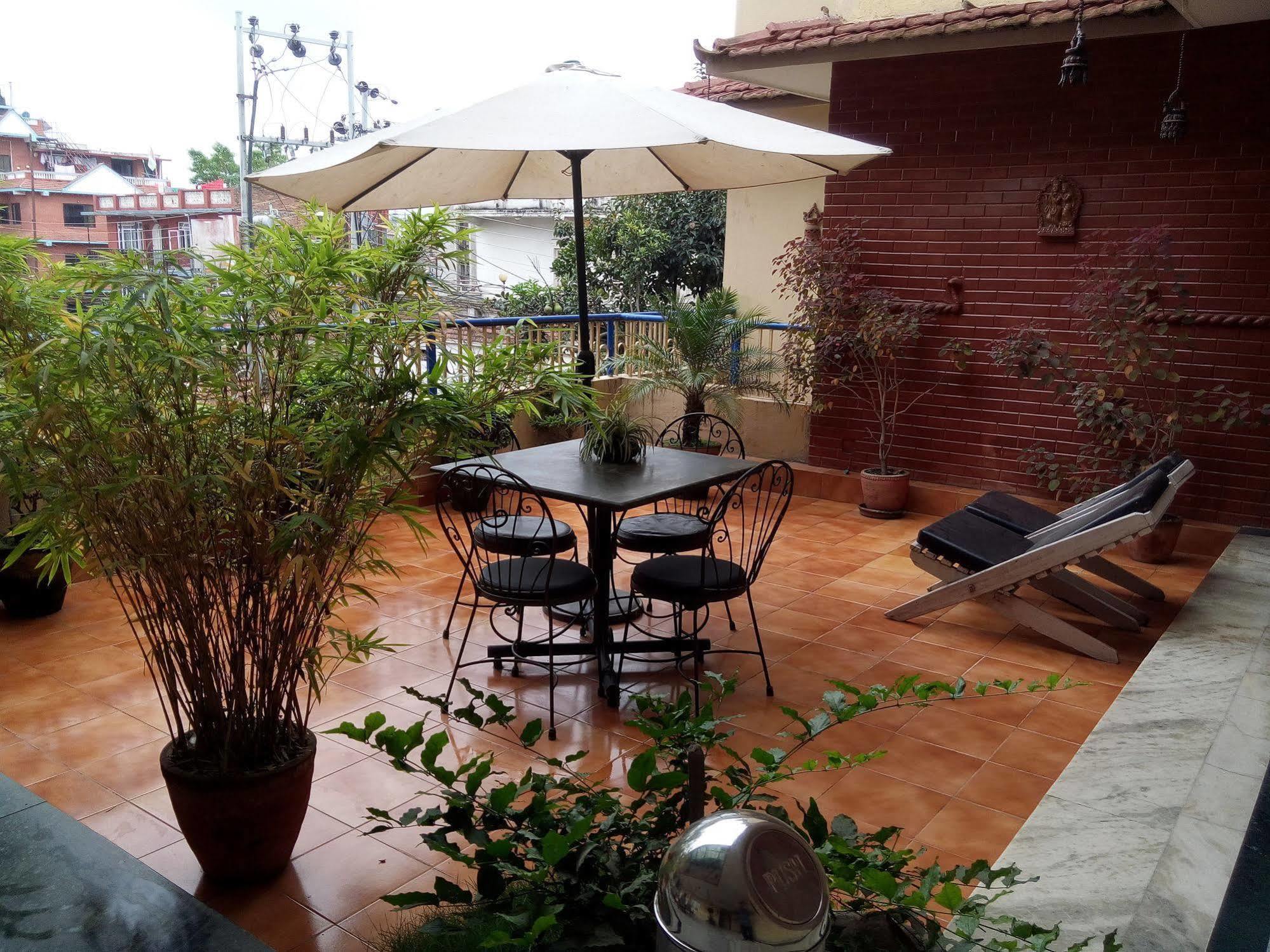 Amar Hotel Kathmandu Exterior foto